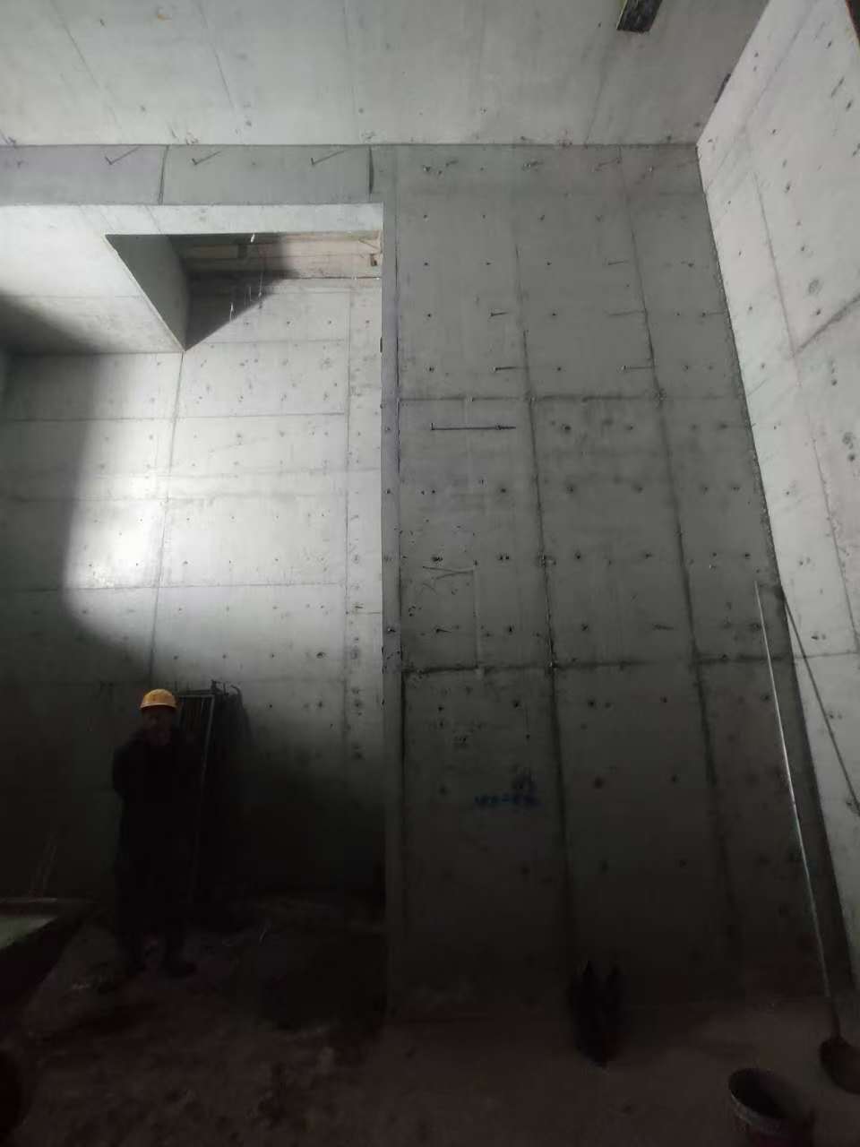 邵阳墙上开槽钢筋断了有影响吗